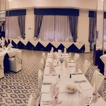 Hotel Cristallo 4*